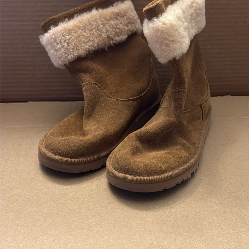 UGG Tan Suede Boots with Shearling Trim